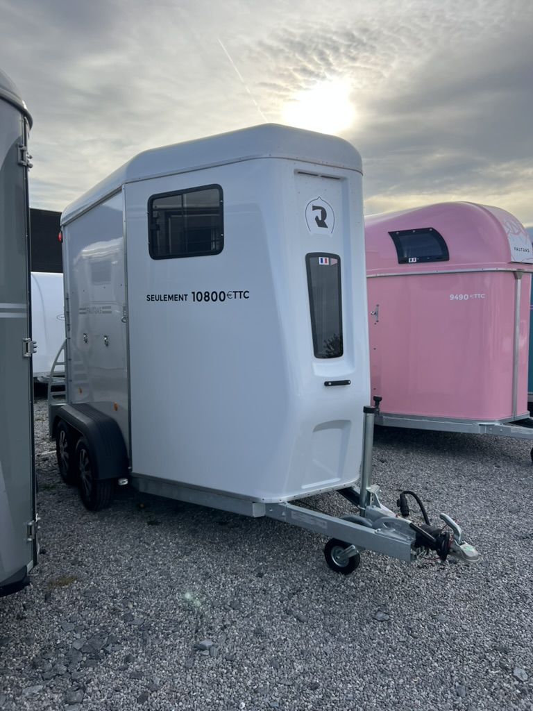 BBAC54DC-F34A-4304-AA50-760FB7244AF1_1_105_c